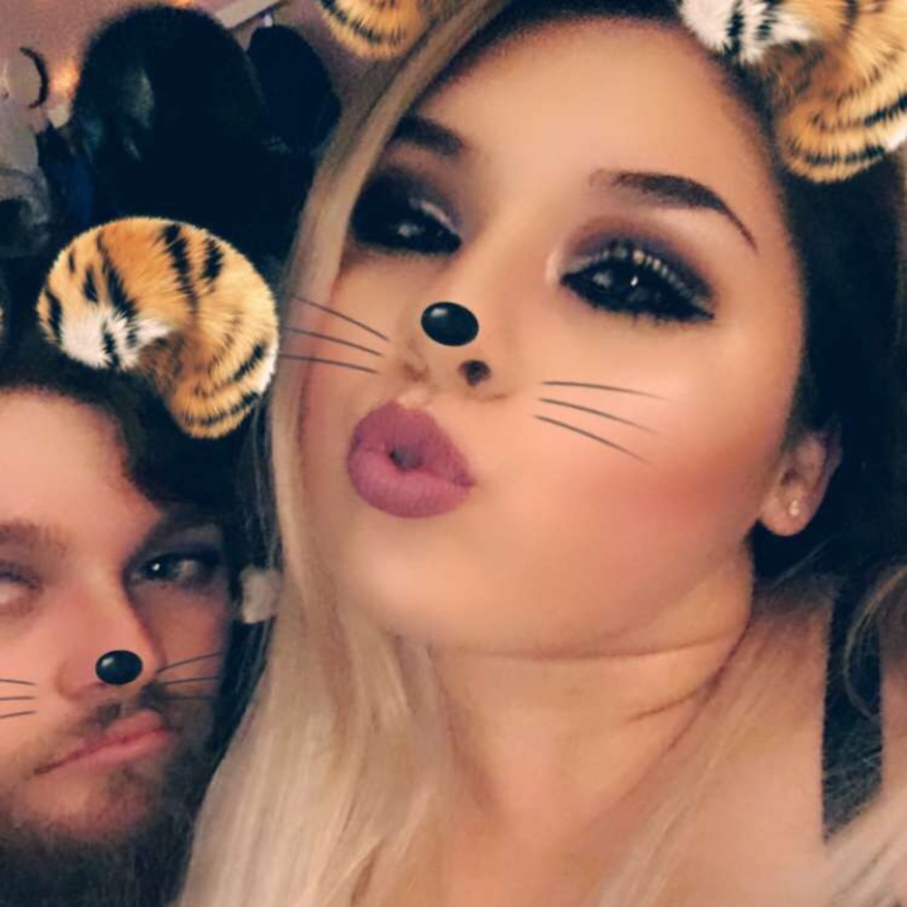 Meet your Posher, Marina